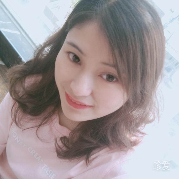 稳重的红金鱼