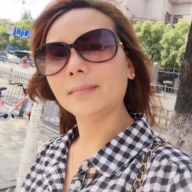 阿菲