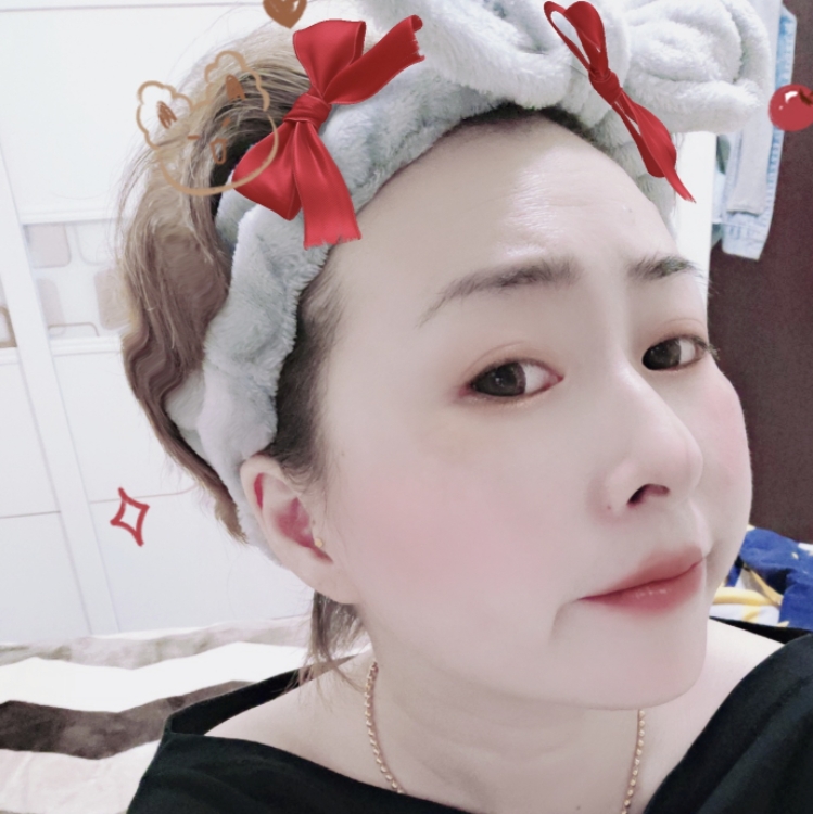 請(qǐng)叫我蘿卜腿小姐