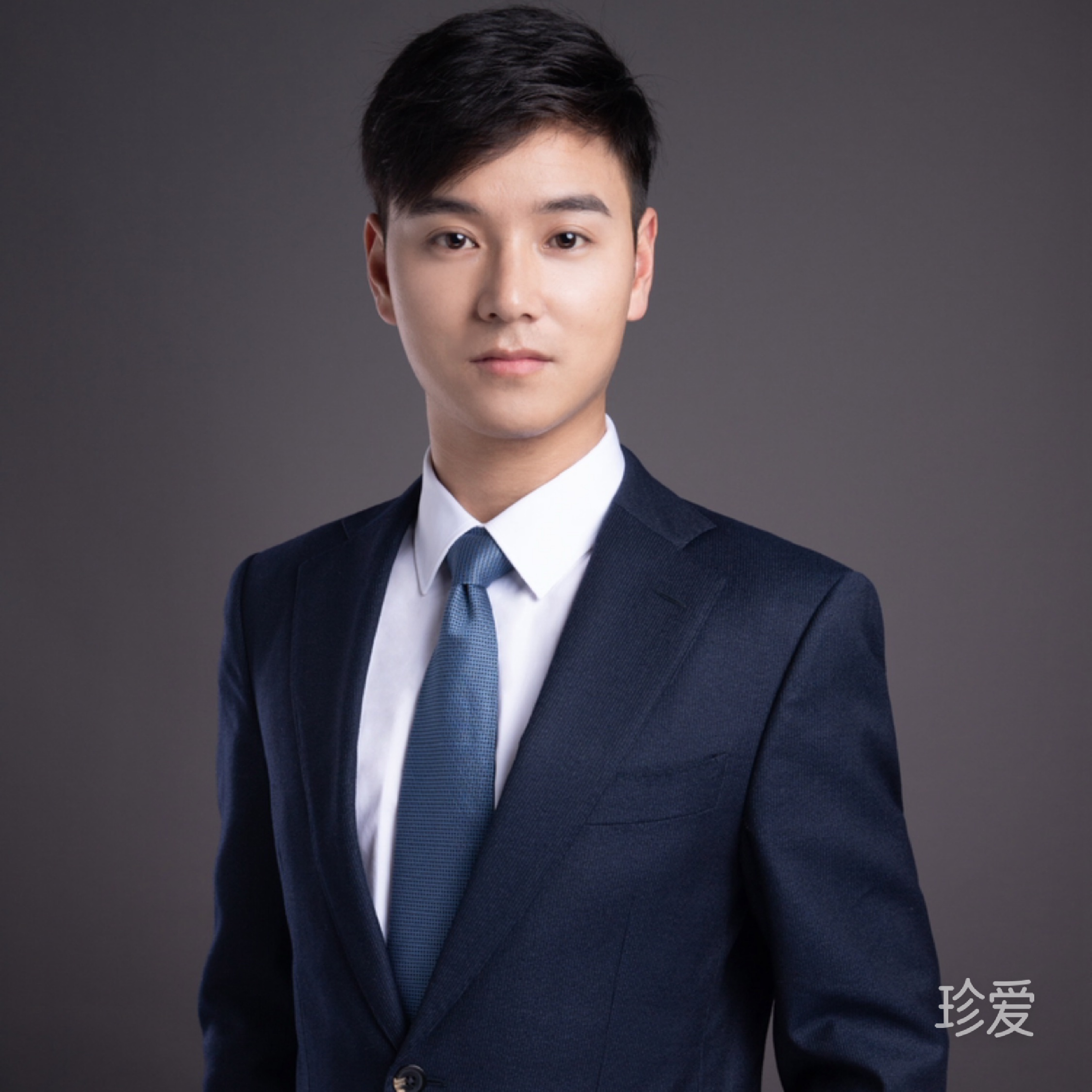 骑驴逛世间