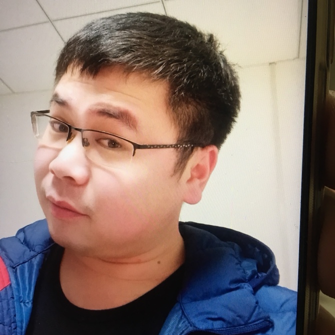 輕抹樹(shù)上又刺