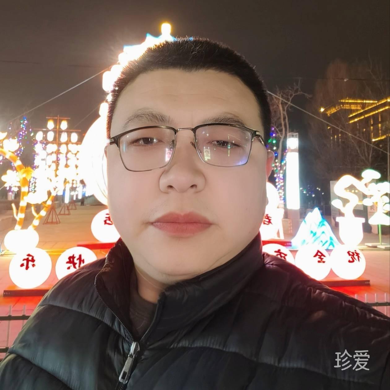 秋风中的落叶