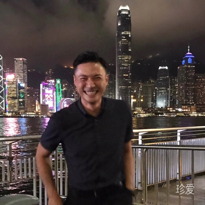 雨后的彩虹在绽放