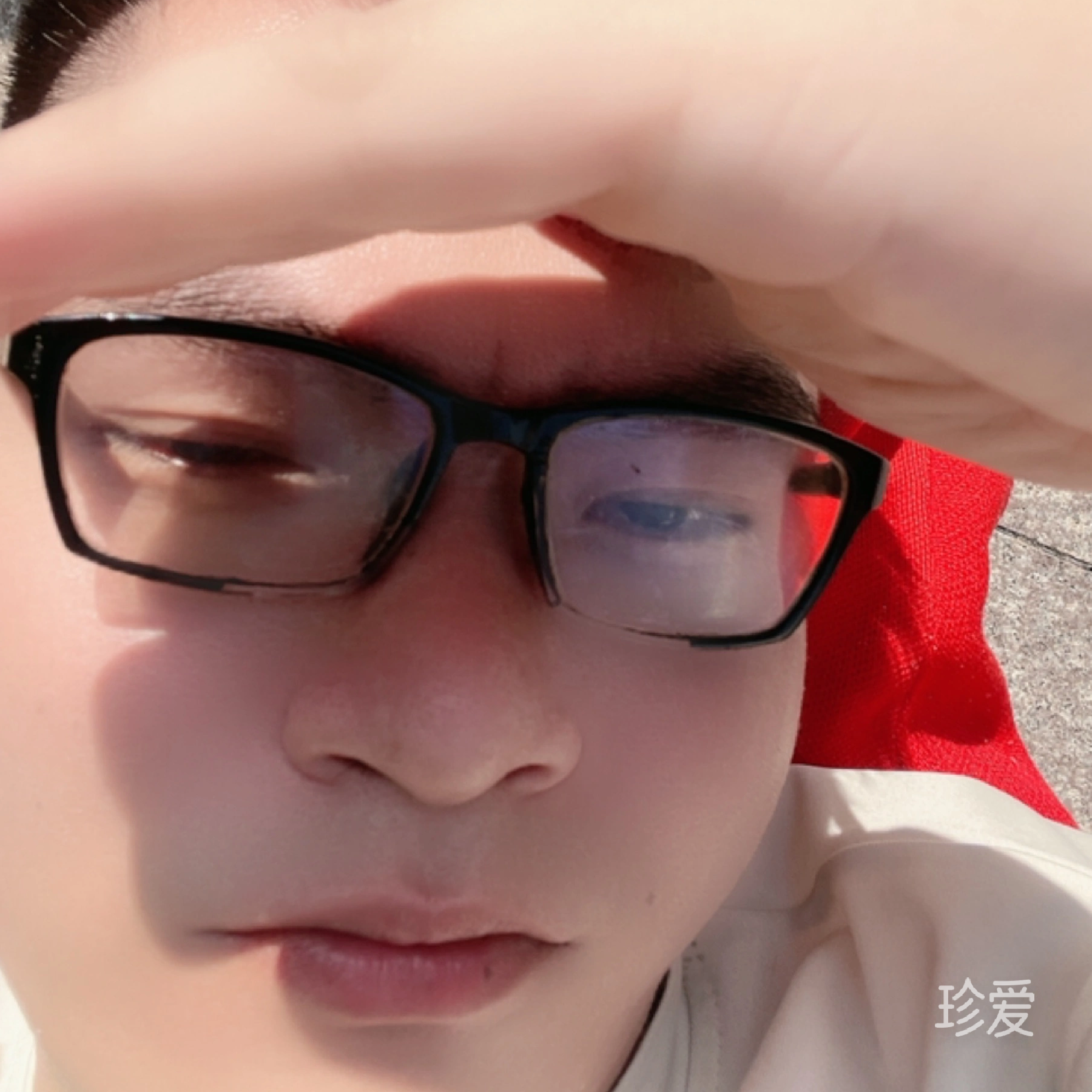 坐着等待你的到来