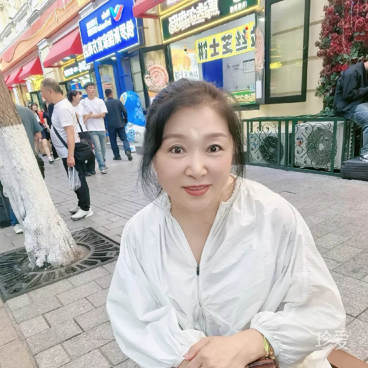 神彩飞杨