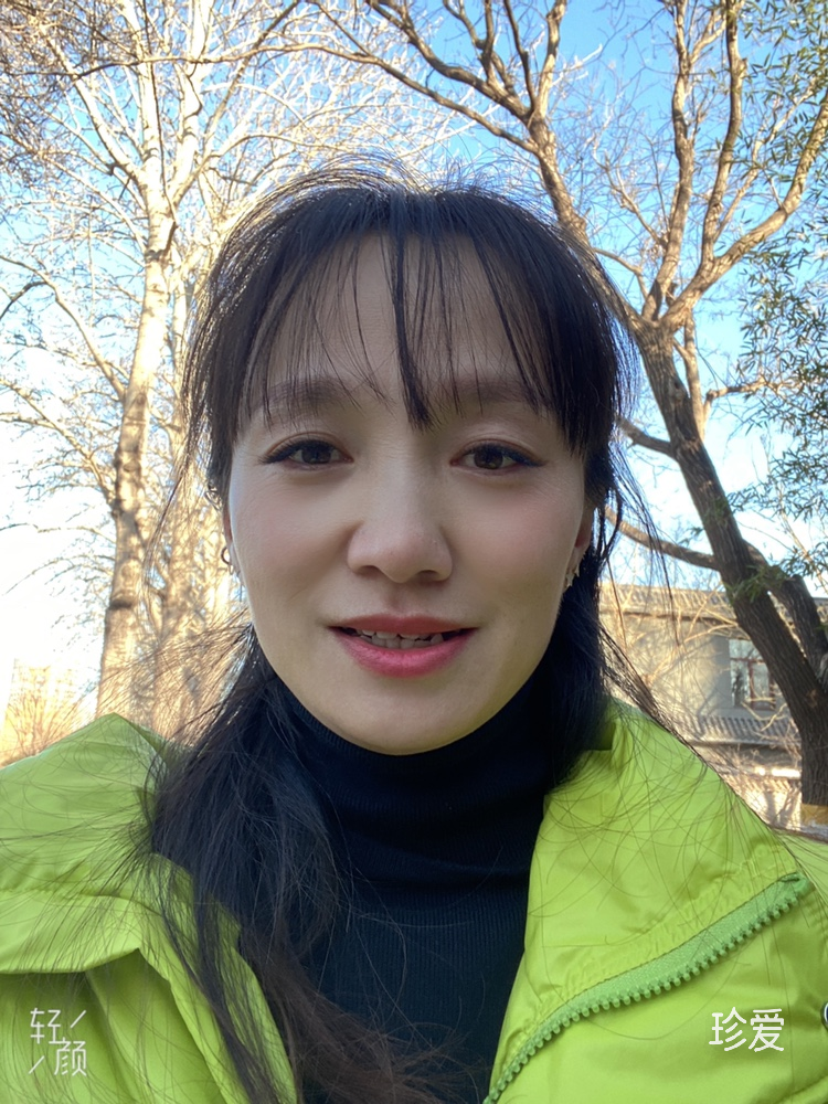 爱粘人的小妖精