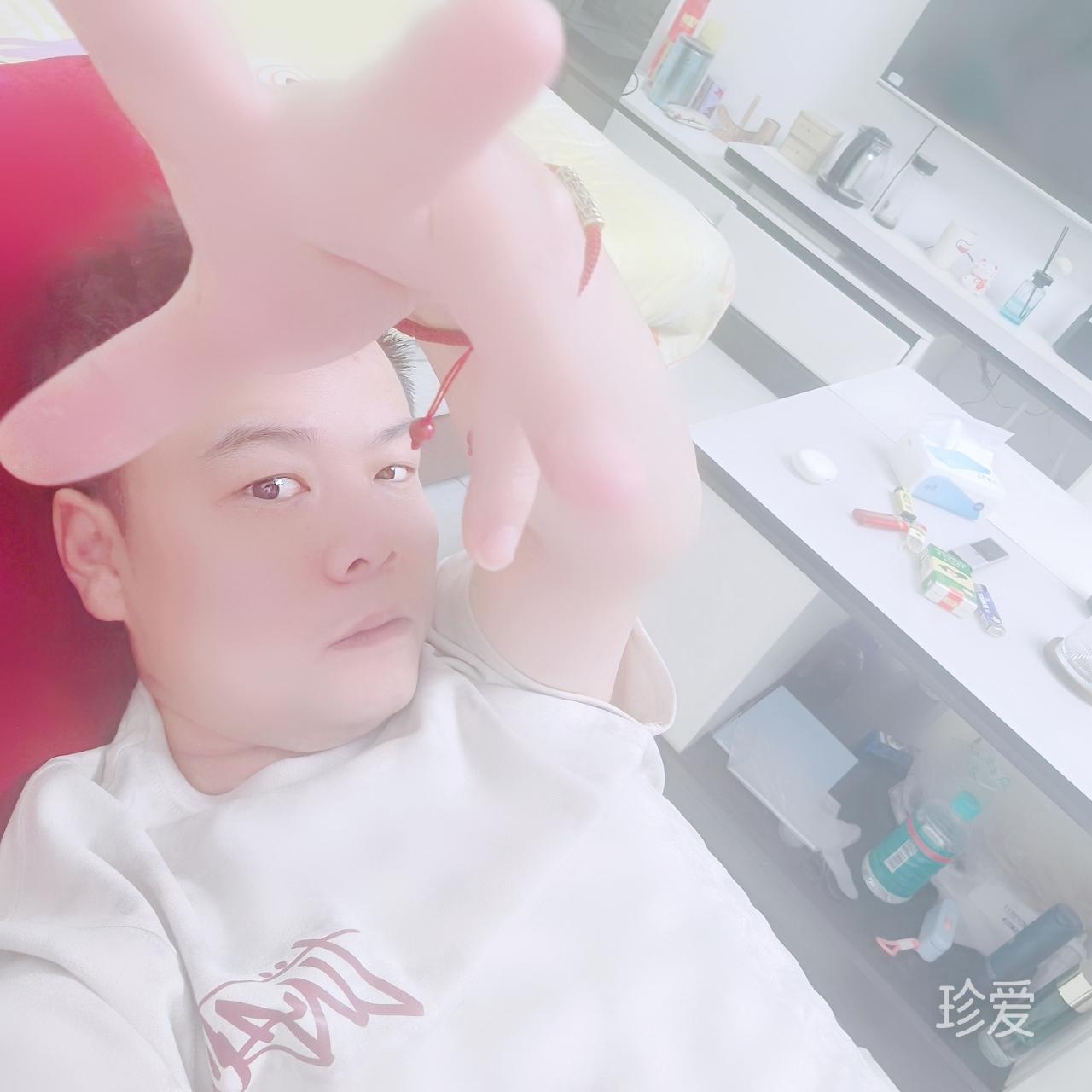 蓝桉