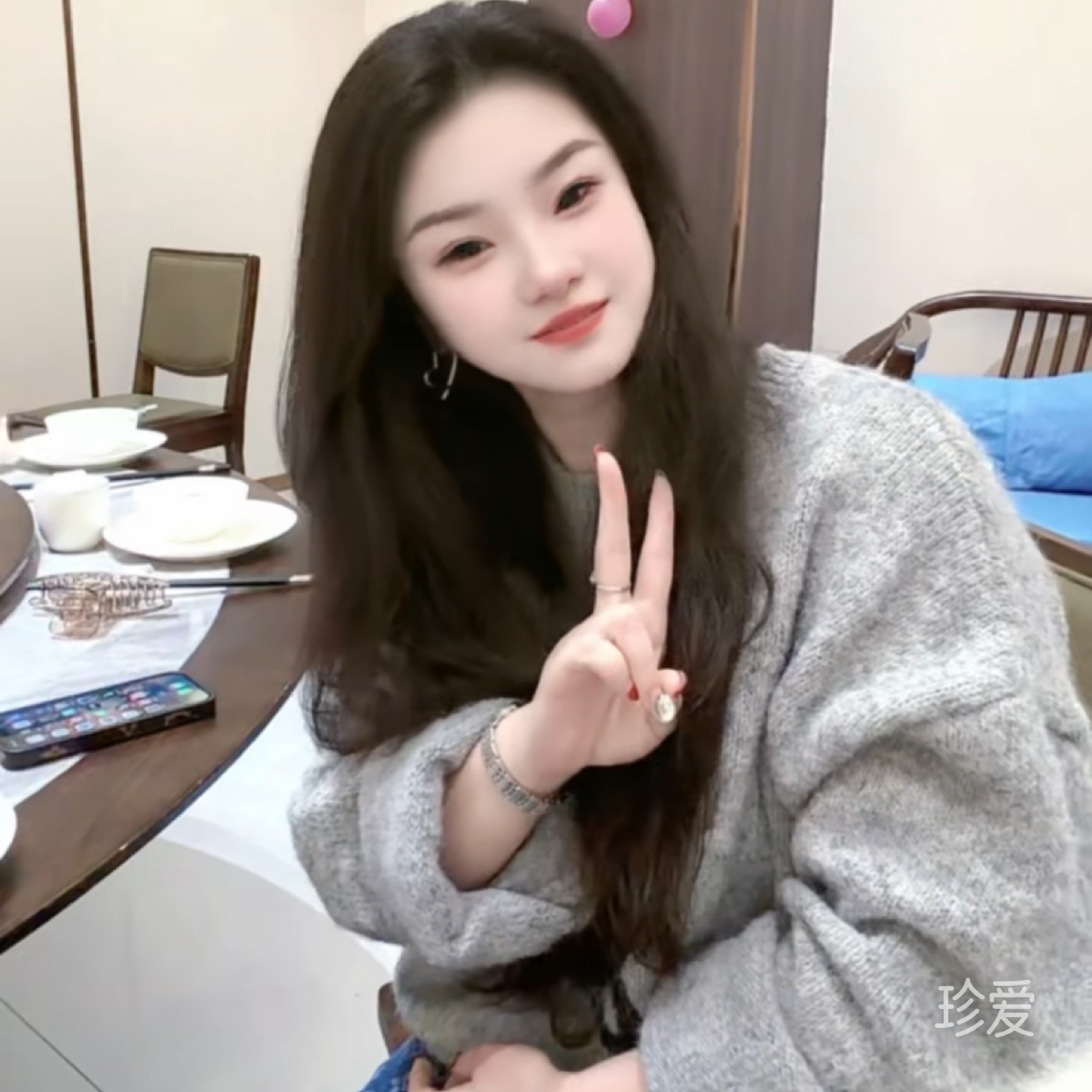 月光下的小姑娘