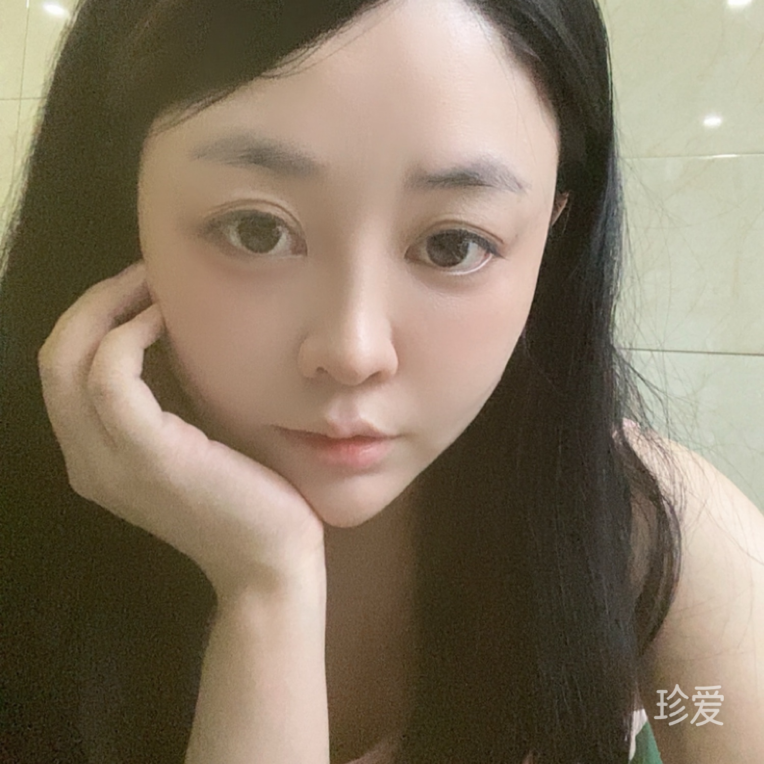 左左