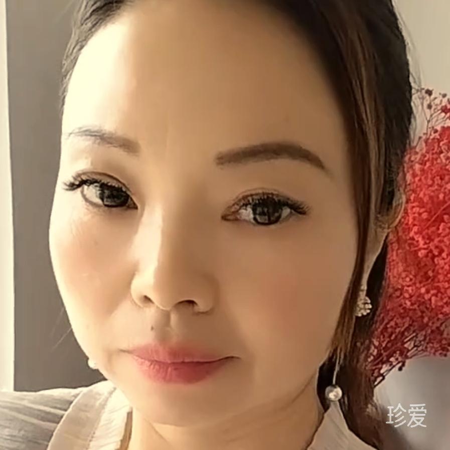 風(fēng)中的玫瑰