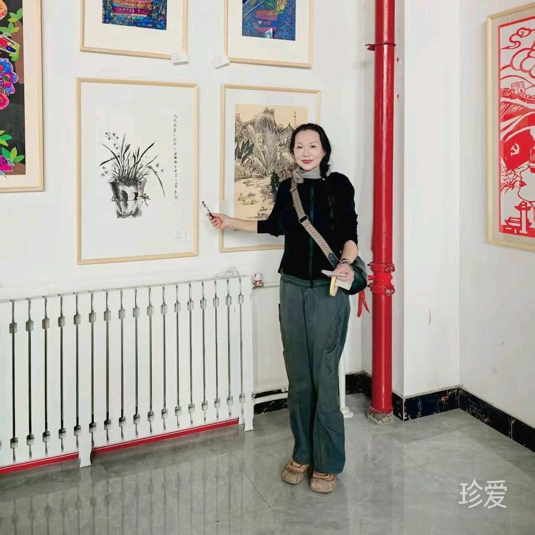 国画老师爱跳舞