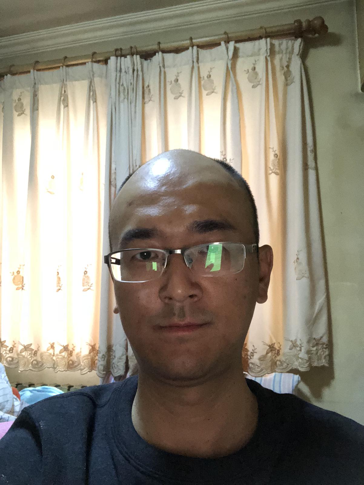 杨彬