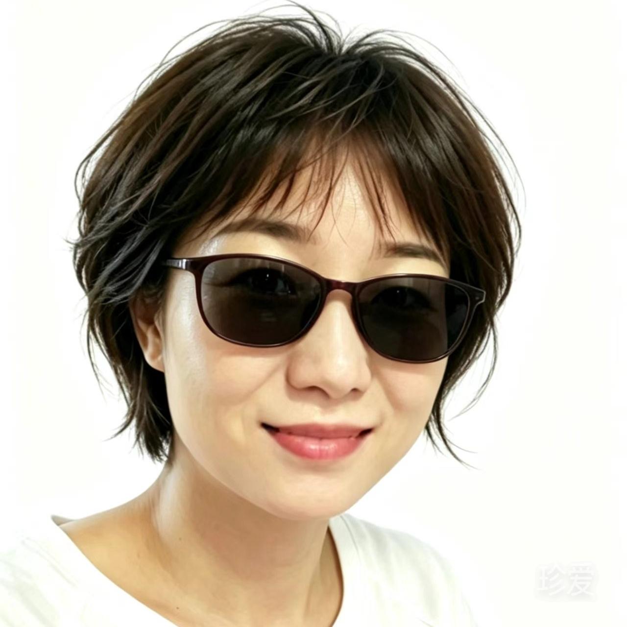 冷思莲云