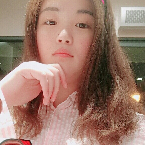 喝可爱长大的小草