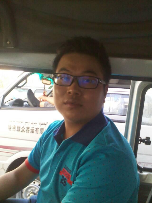 肩負(fù)重?fù)?dān)