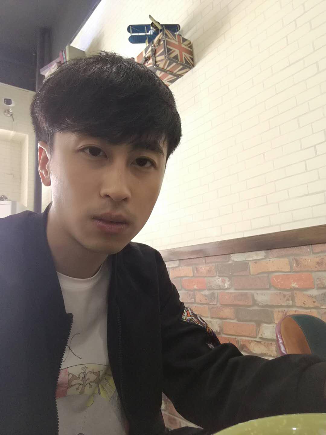 當(dāng)代好青年