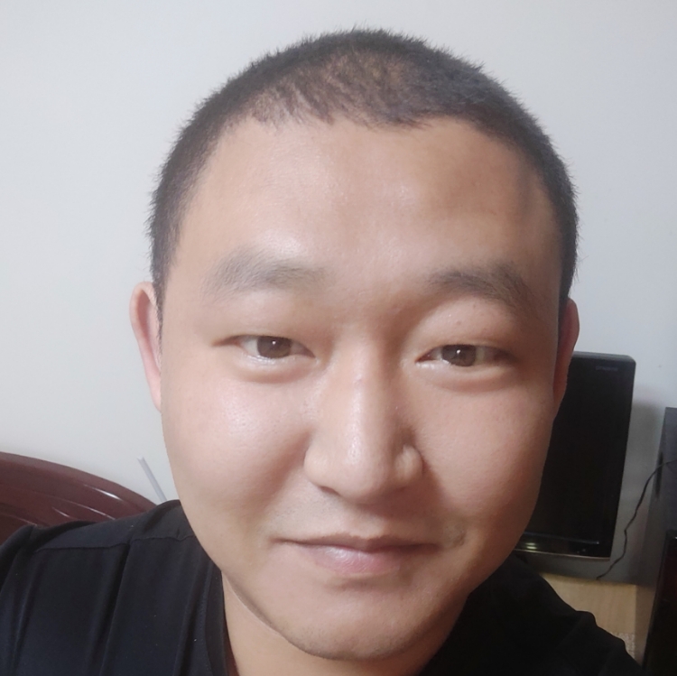 请叫我小平头