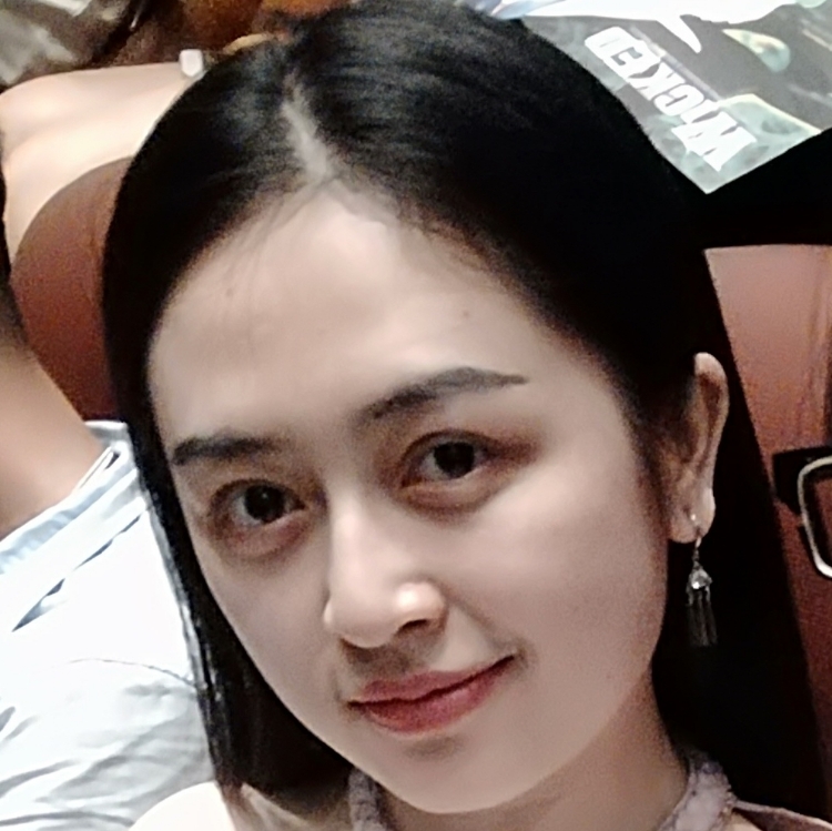 水瓶座的女孩子