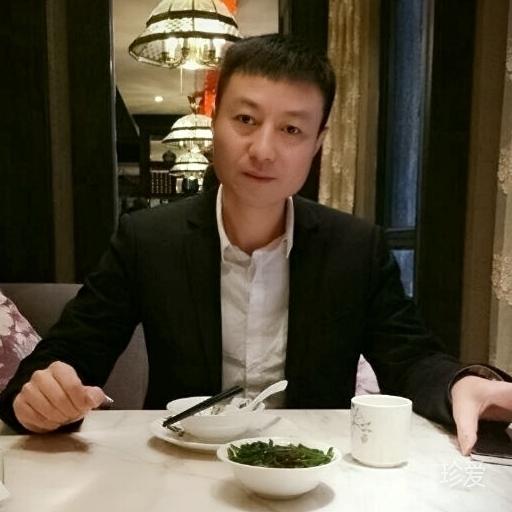 两根烟蒂