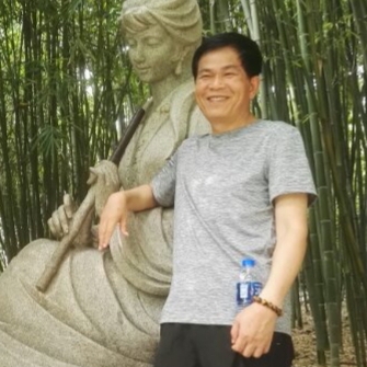 堅(jiān)強(qiáng)男人