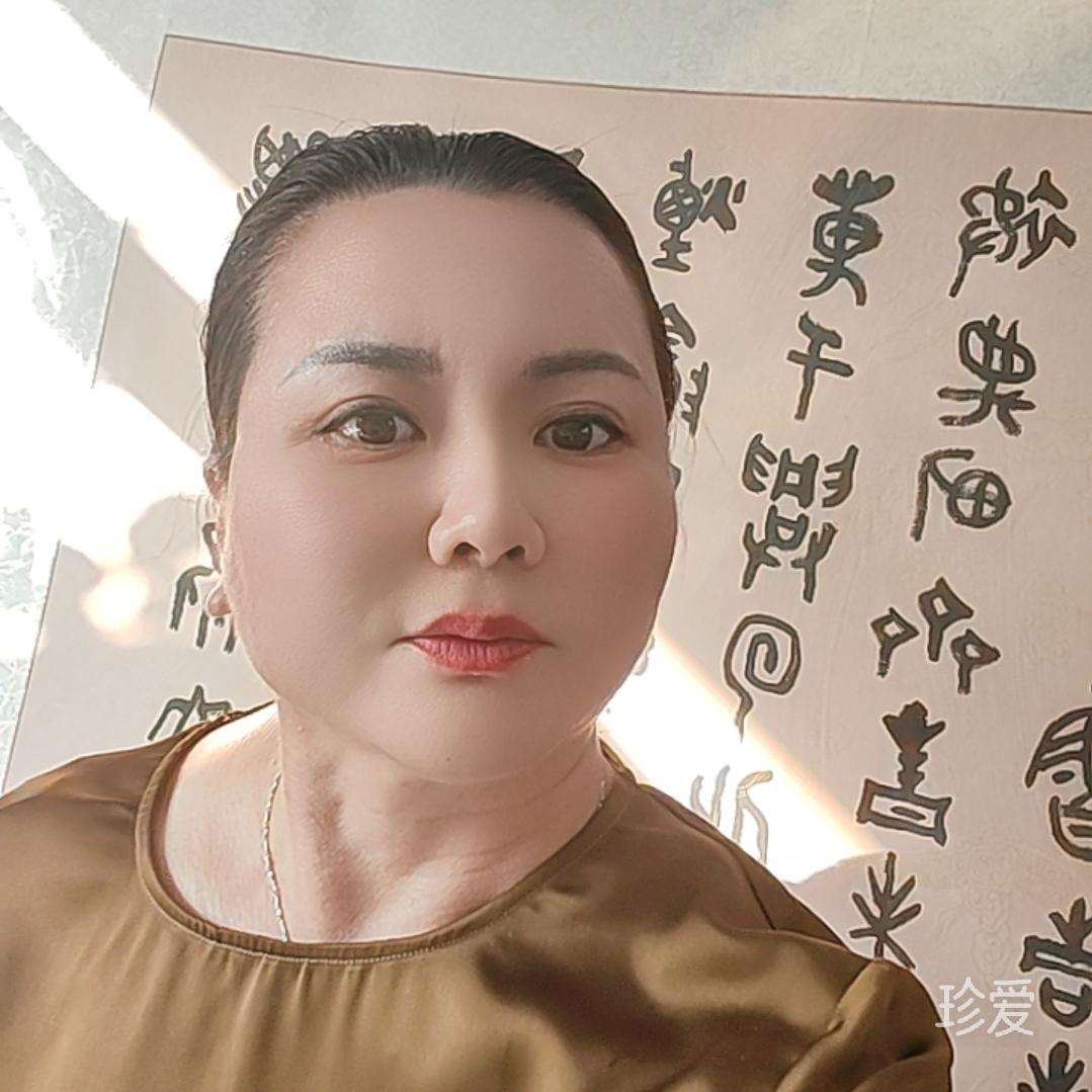 月光下的百合