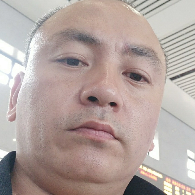 孤獨(dú)的男人