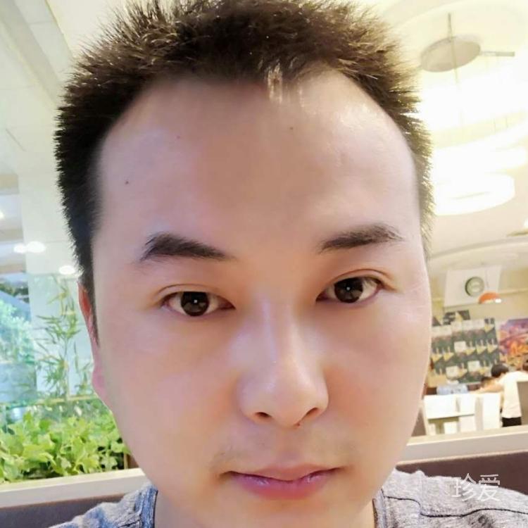 陌青衣