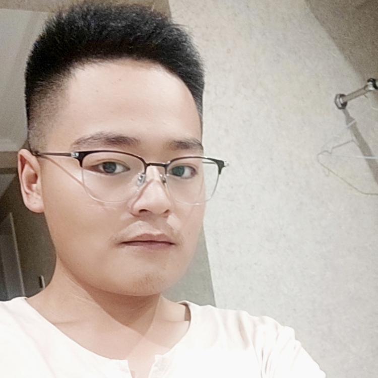 人群中的那个你