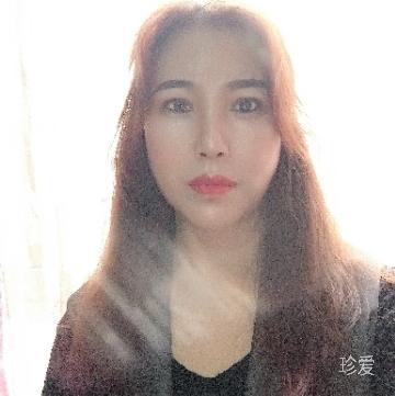 太陽后面有月亮