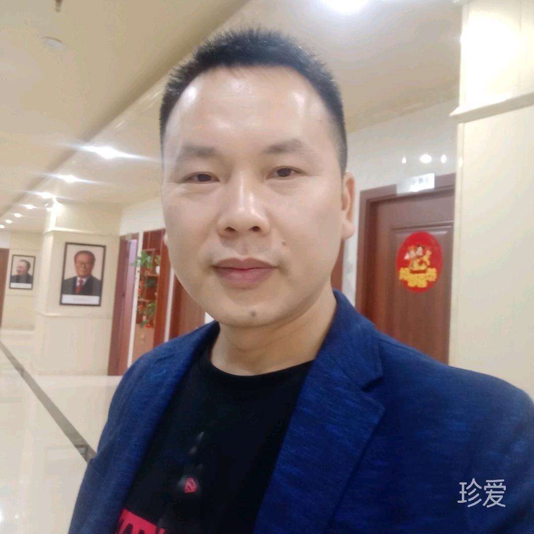 左手是空的