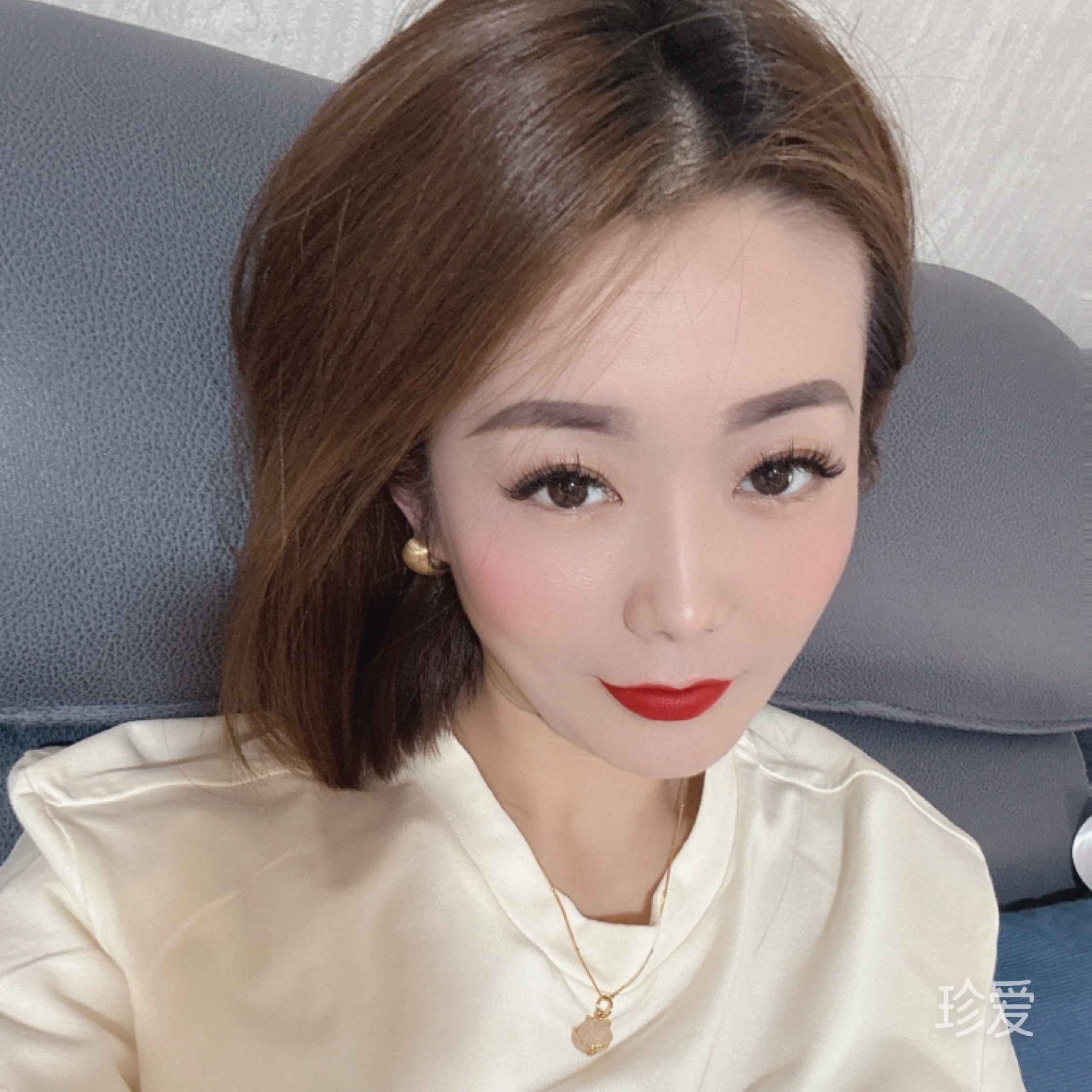 夜落花臺(tái)雨紛飛