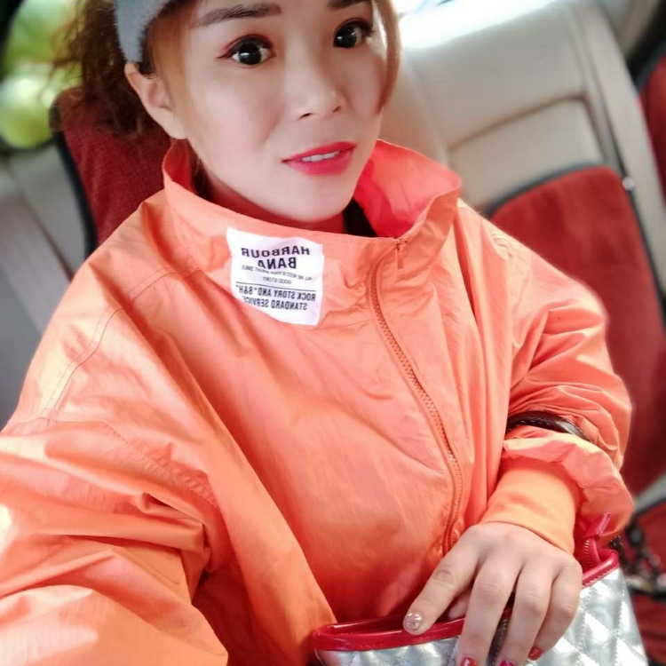 做個安靜的美女子