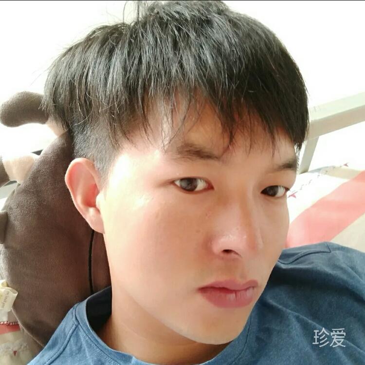 故鄉(xiāng)的云