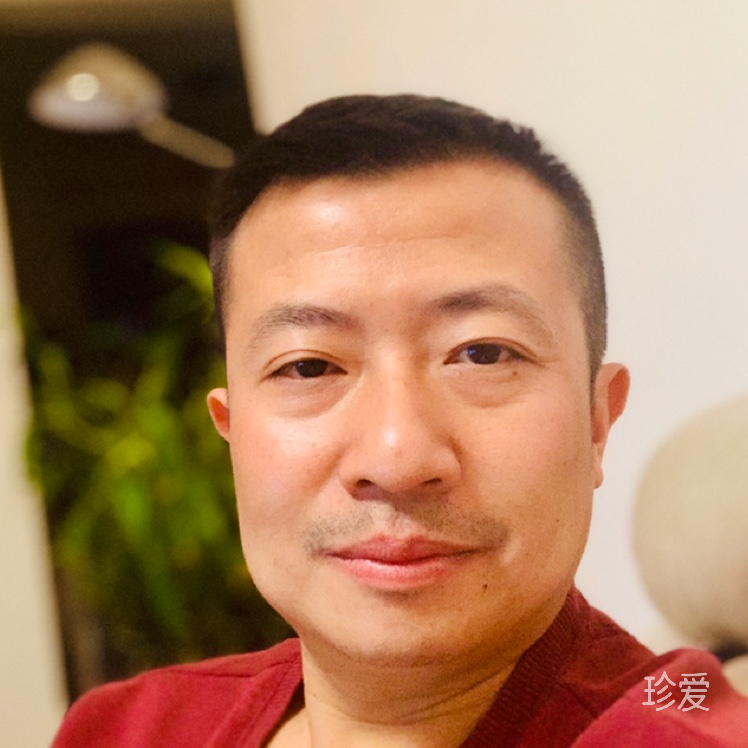 一個(gè)擁抱的角度