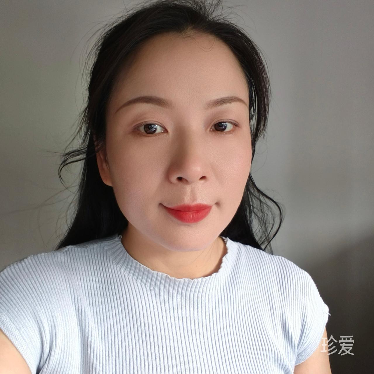 拂曉綻放的幽蘭