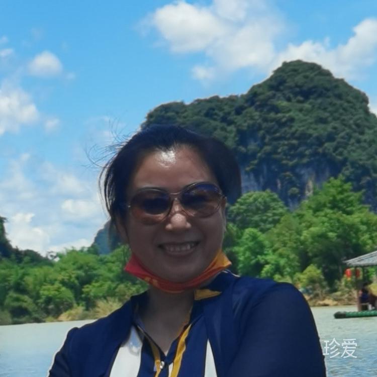 盛开着彩虹般的梦