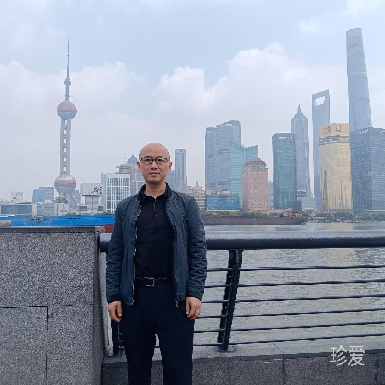 荣啸南