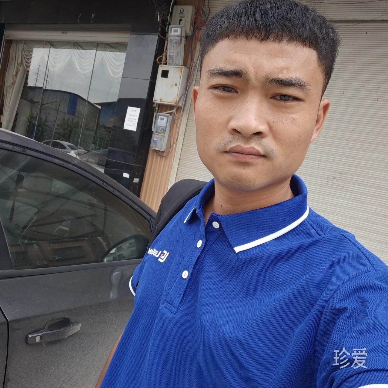 柳工挖机男孩