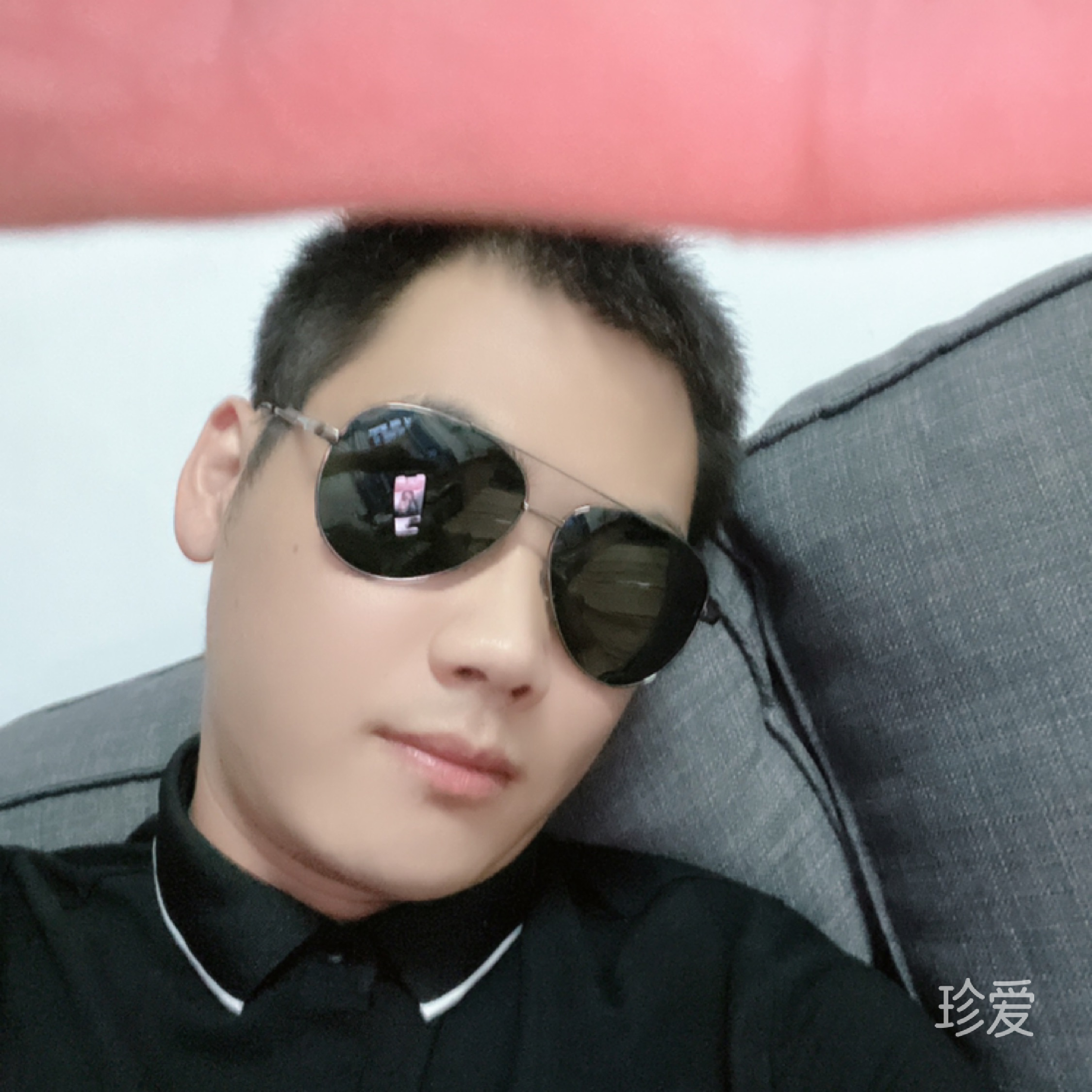 把女的都嚇跑剩你