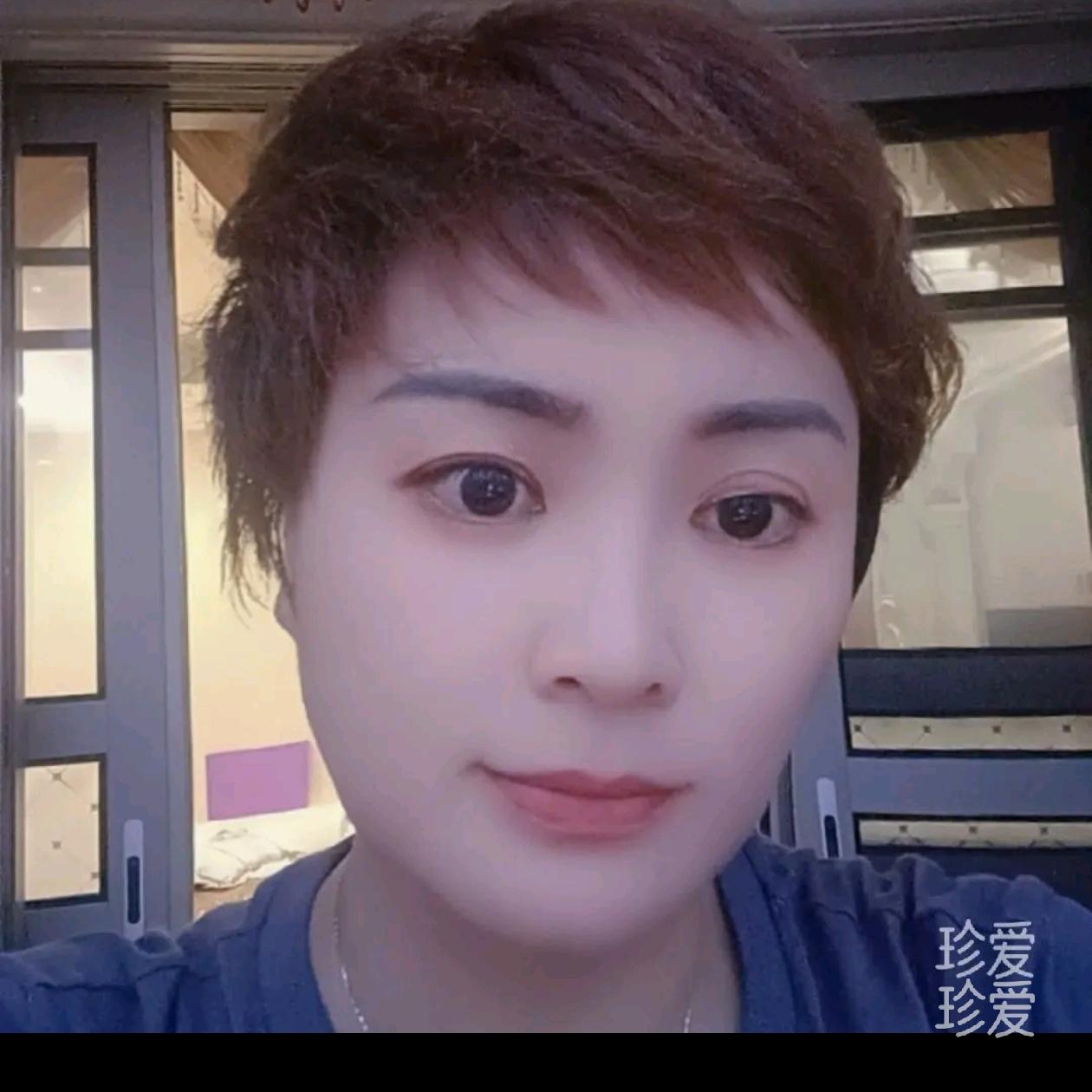 天空的蓝