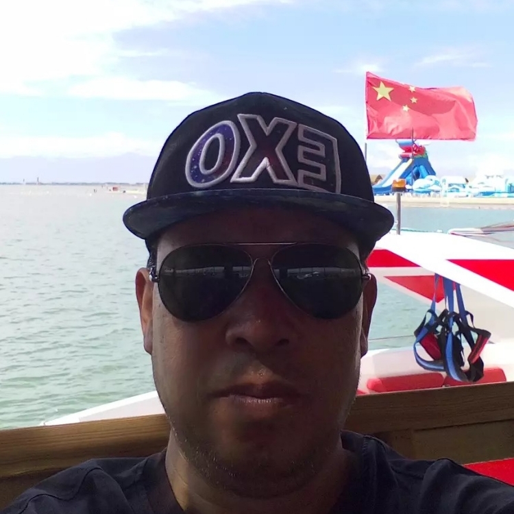 溜邊的黃花魚(yú)