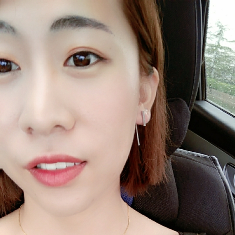 不羈放縱的明月