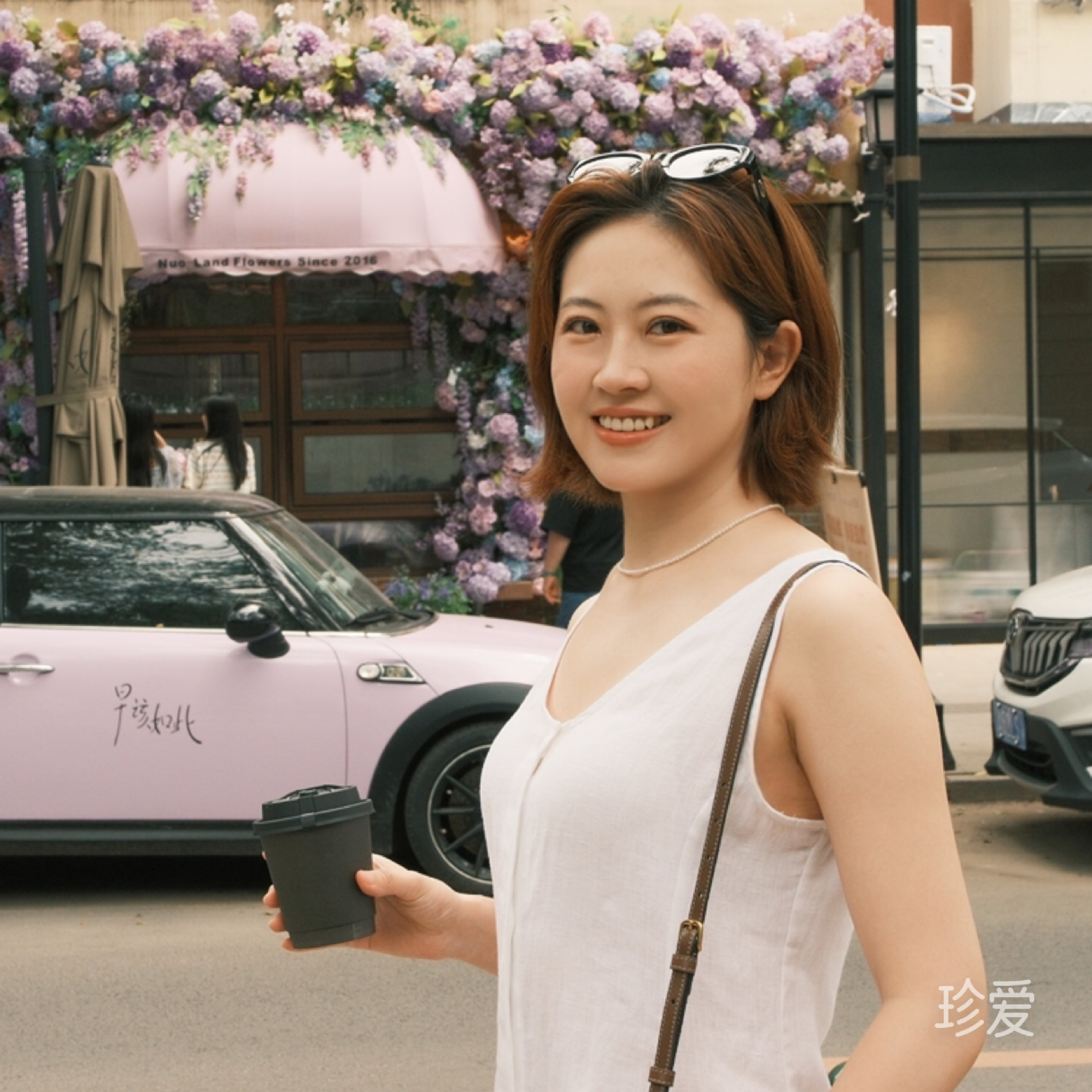 语笑嫣然