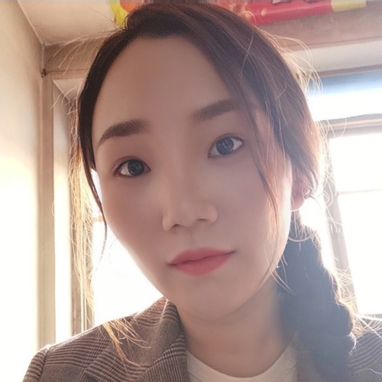 盛開(kāi)的向日葵