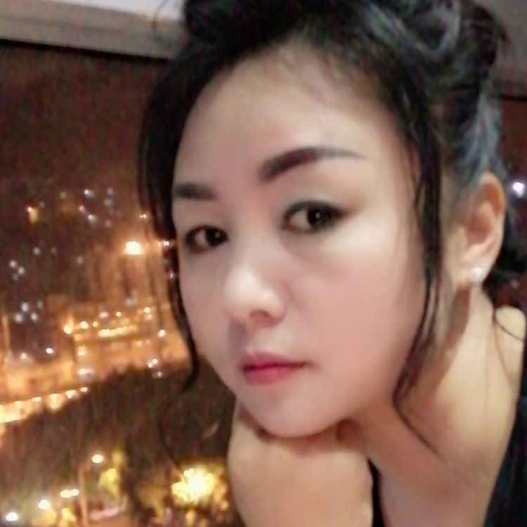 我是一棵孤独的树