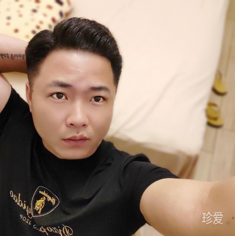 防城港傍山居客棧