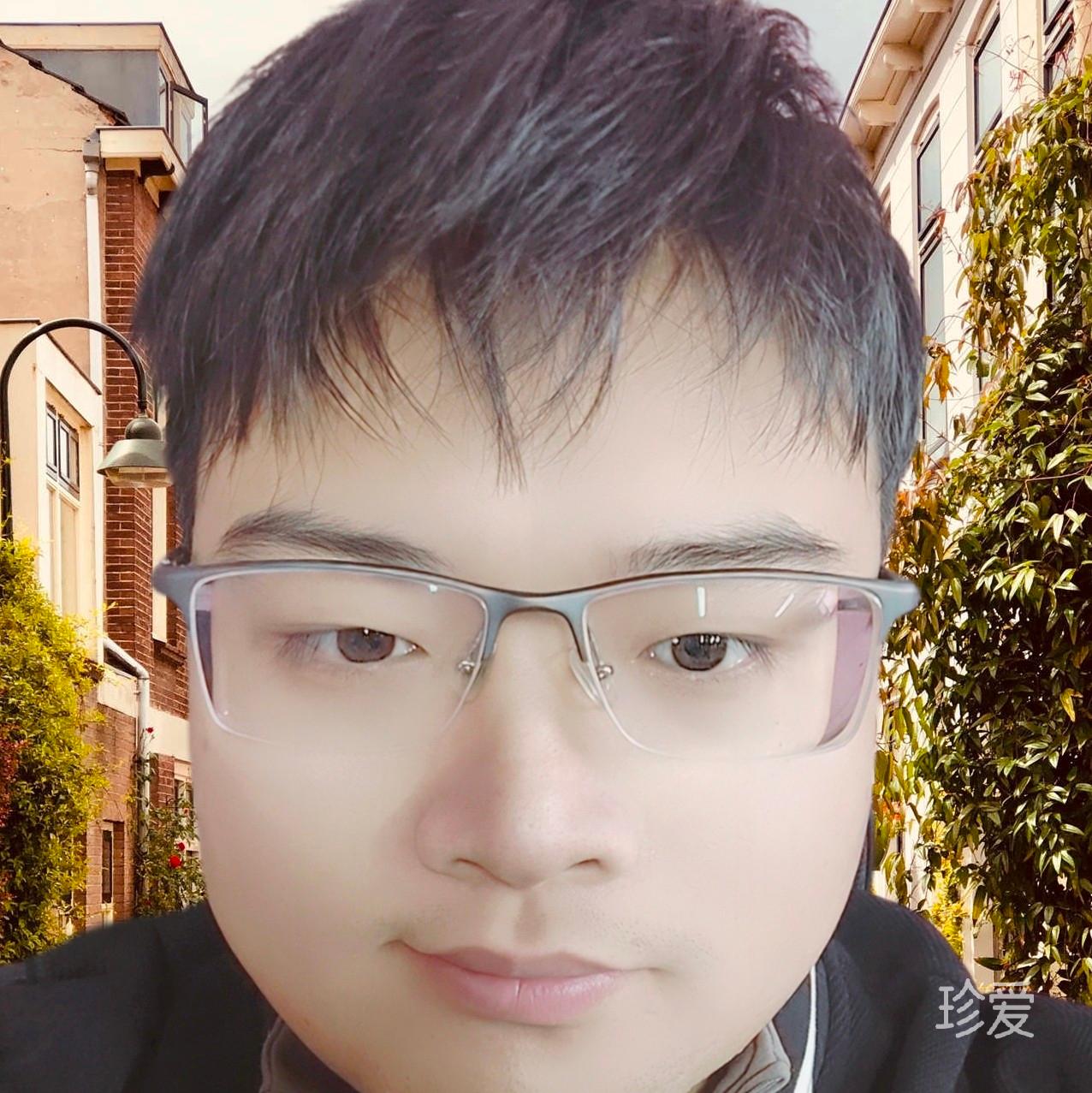 懶懶的藍(lán)藍(lán)