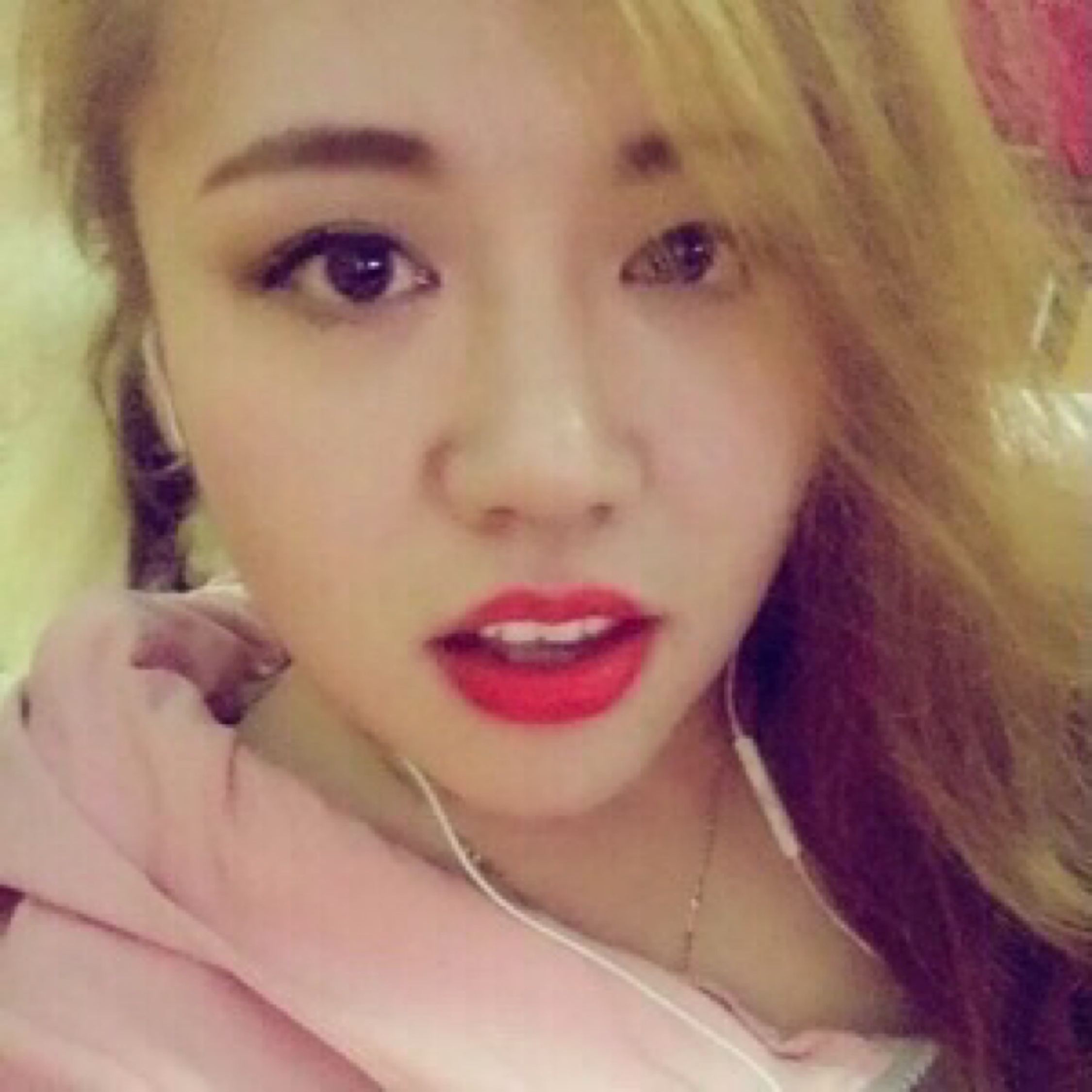 時光逝韶華遠(yuǎn)