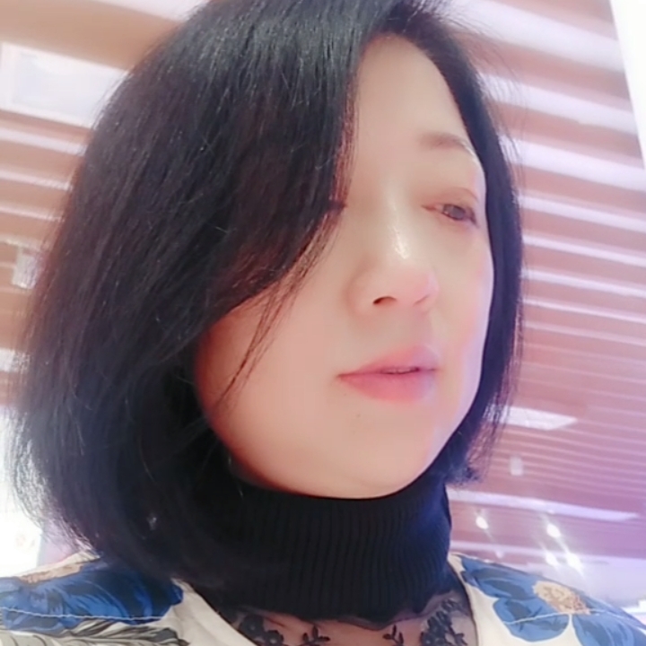 从不化妆的女人