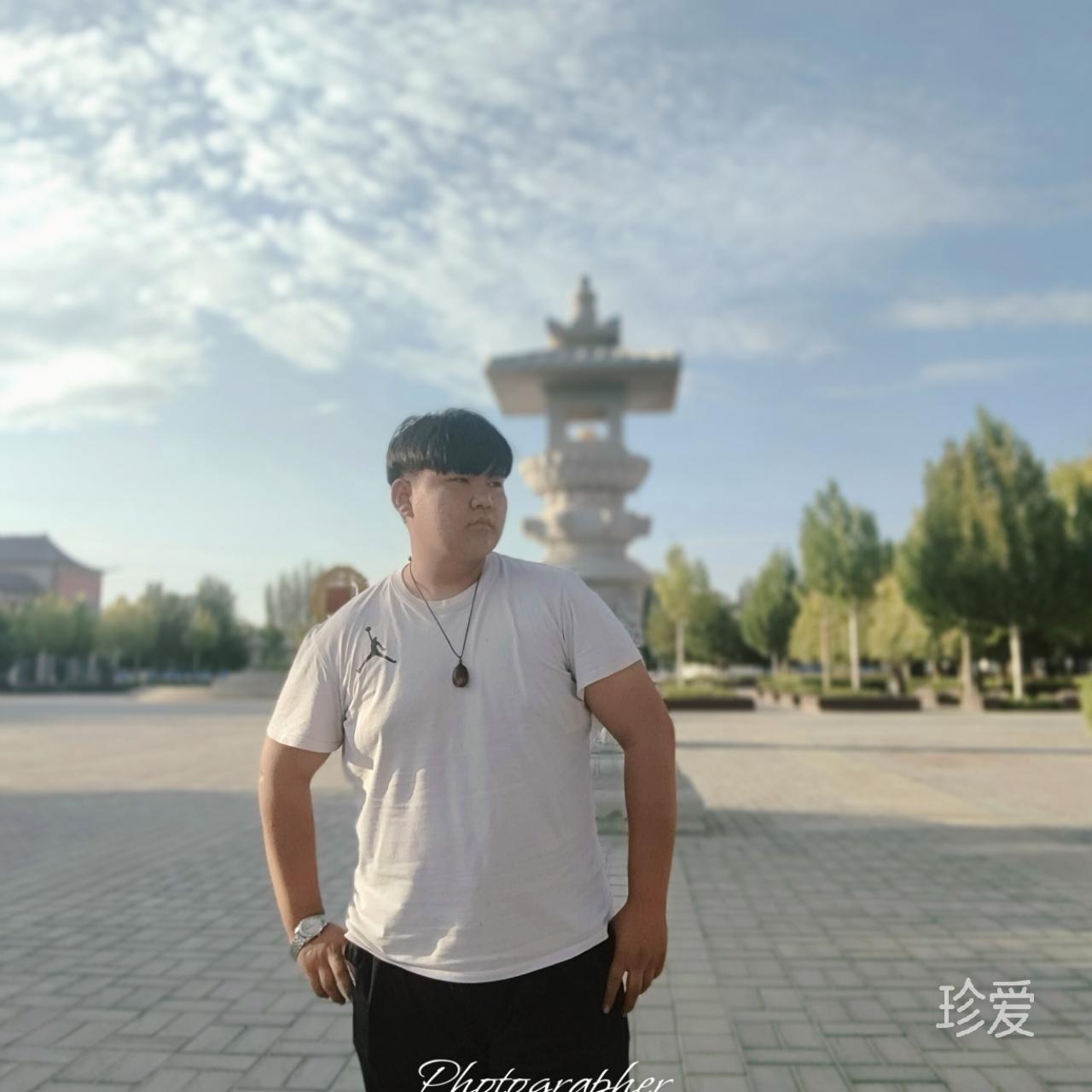 李小